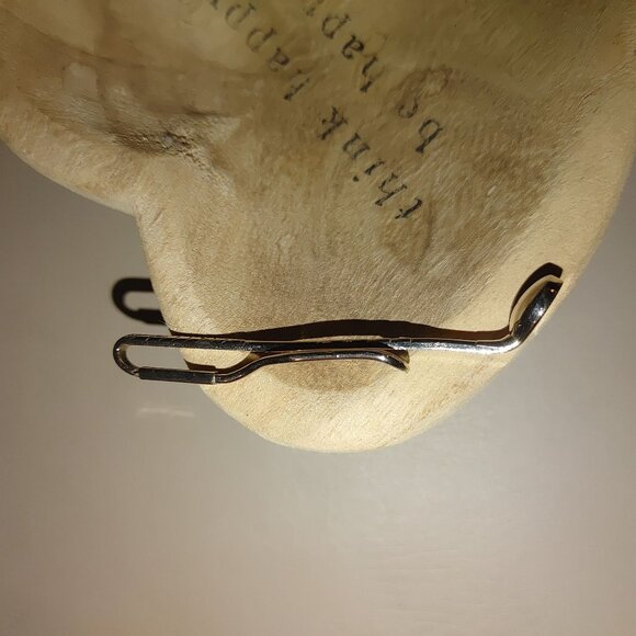 Golf Club Tie Money Clip Slender Yellow Gold tone Bar - Picture 10 of 12